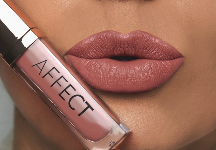 Ultra Sensual Liquid Lipstick_Ask for nude_